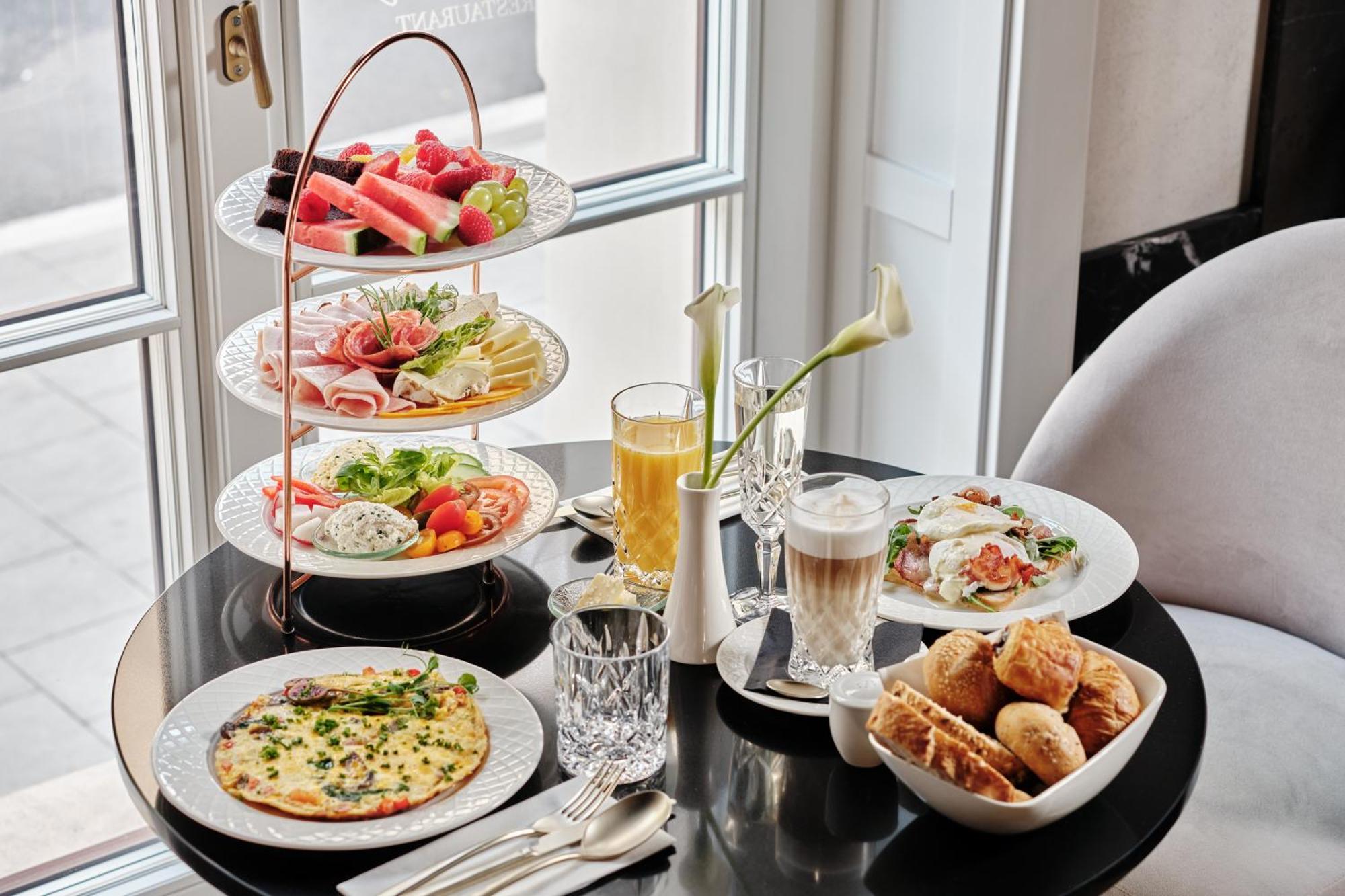 The Crown Krakow Center - Handwritten Collection Accor Bagian luar foto
